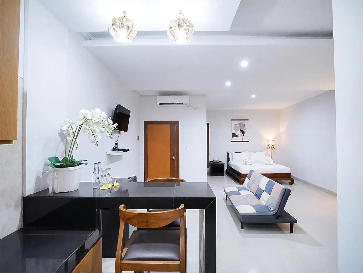 Bed & Breakfast Amanlane Suite Seminyak Managed By Arm Hospitality