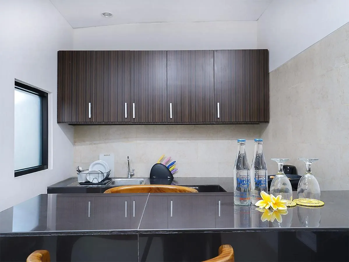 Bed & Breakfast Amanlane Suite Seminyak Managed By Arm Hospitality