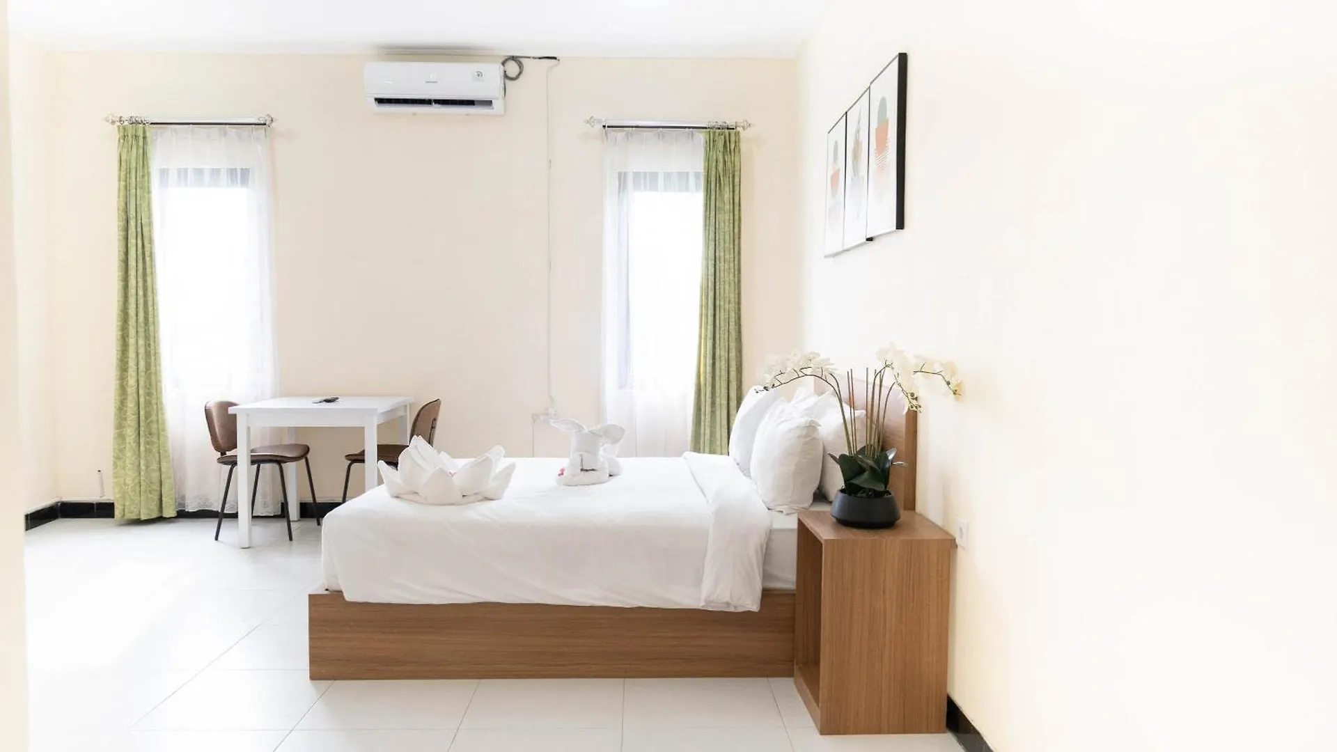 Bed & Breakfast Amanlane Suite Seminyak Managed By Arm Hospitality Indonesia